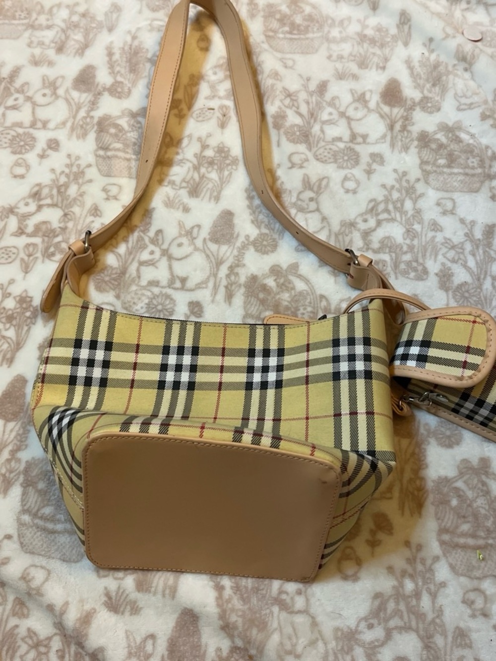 Plaid vintage purse with phone holder